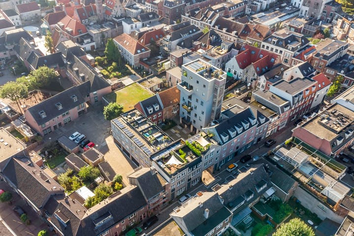 Foto 30 van Halvegas 9