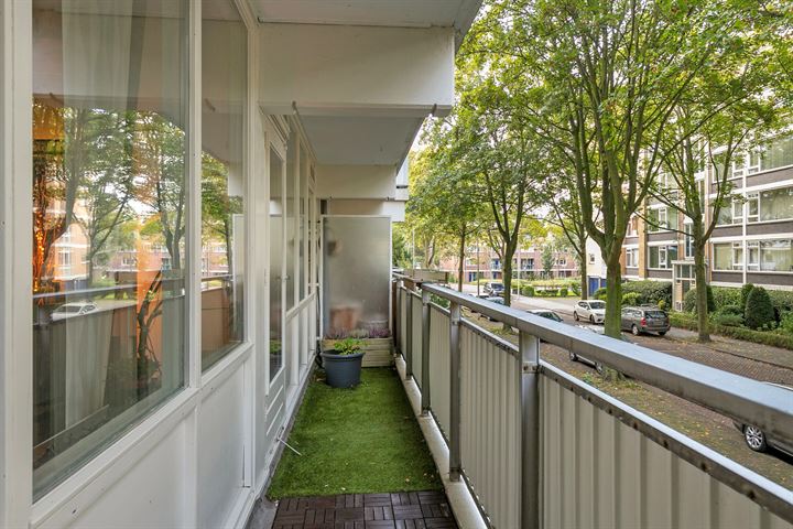 View photo 3 of Rigolettostraat 132