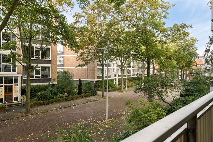 View photo 19 of Rigolettostraat 132