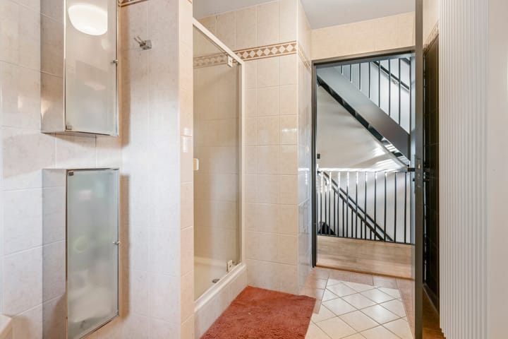 Foto 51 van Jaap Edenlaan 5