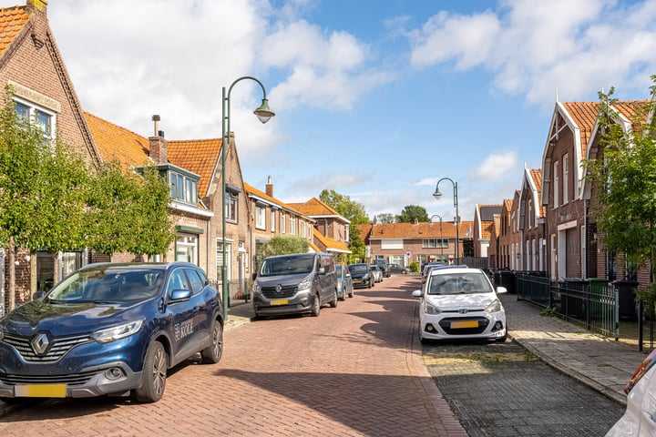 Bekijk foto 31 van Regentessestraat 49