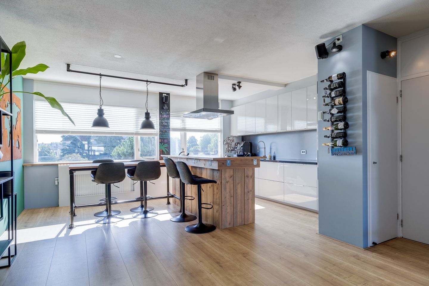 Photo 10 of De Vooysplantsoen 18