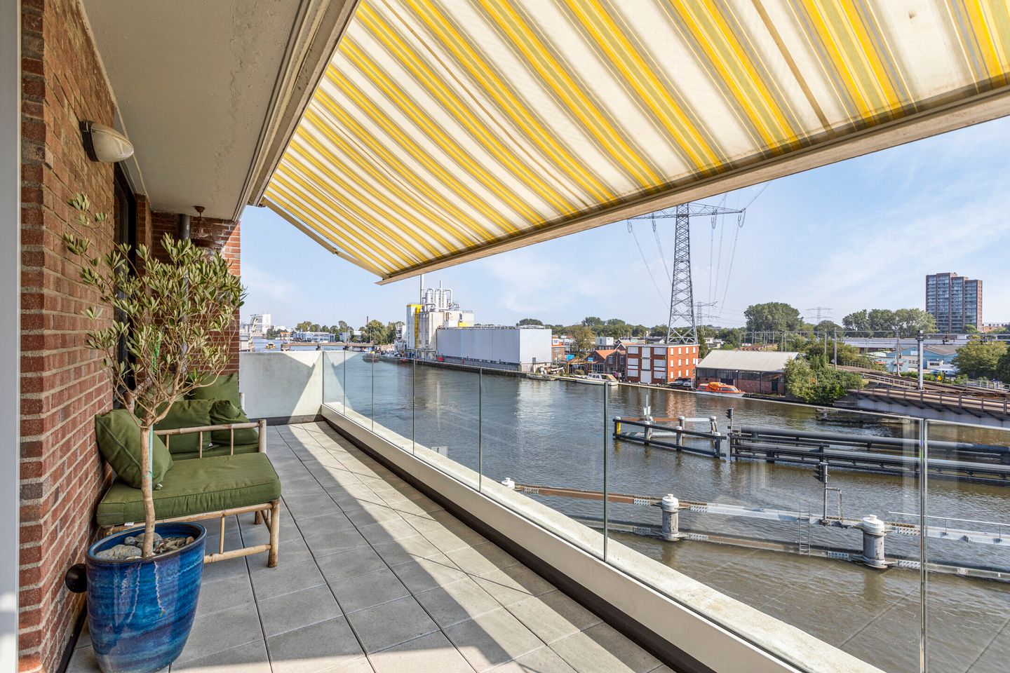 Foto 4 van Westzijde 444