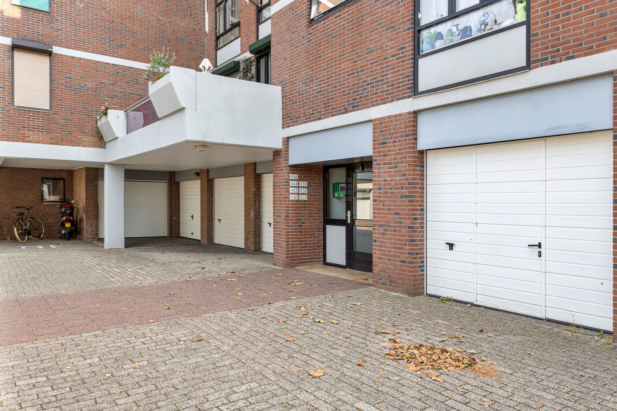 Foto 33 van Westzijde 444