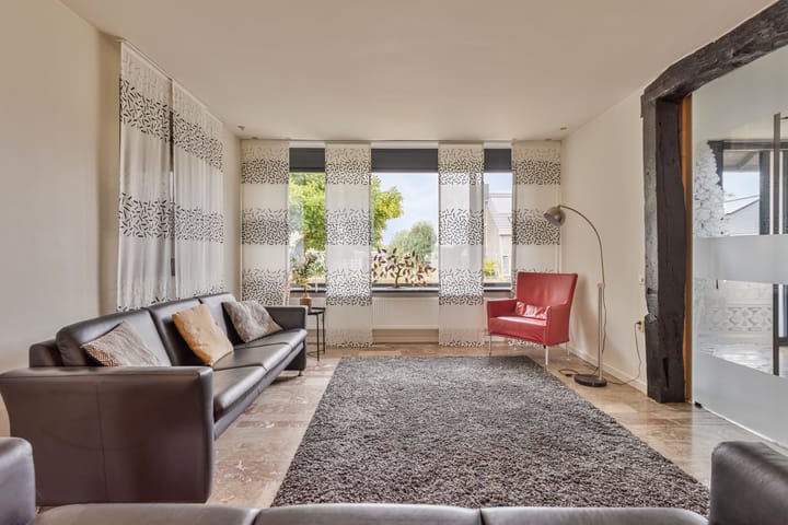 Photo 12 of Prickart 32