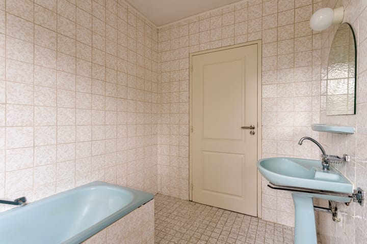 Photo 23 of Prickart 32