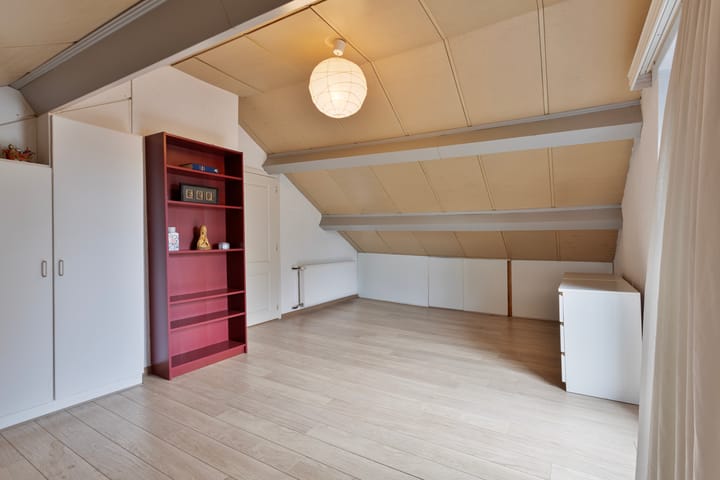 Photo 34 of Prickart 32