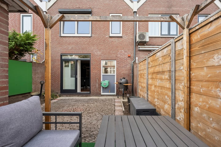 Bekijk foto 18 van Fabriciusstraat 7