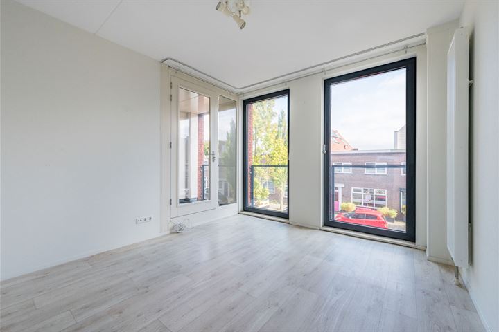 Bekijk foto 17 van Prins Hendrikstraat 22