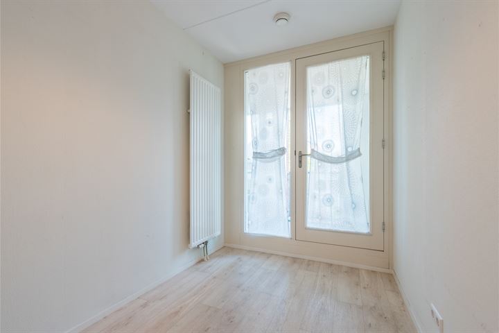 Bekijk foto 19 van Prins Hendrikstraat 22