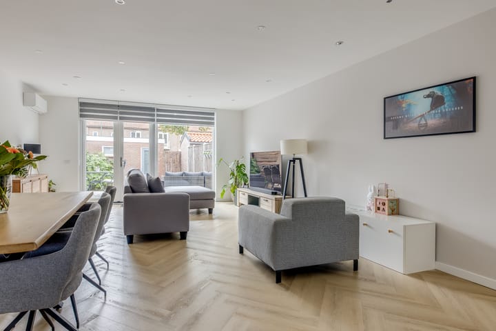 Foto 15 van Julianalaan 57