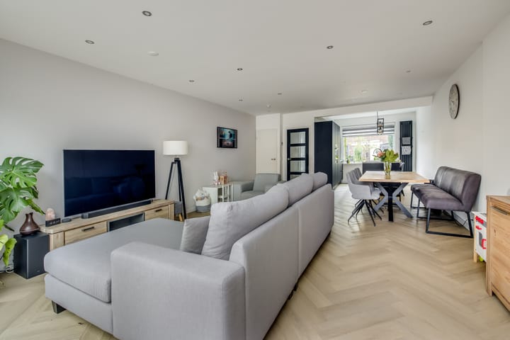 Foto 20 van Julianalaan 57