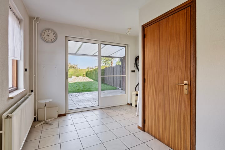 Photo 13 of Burgemeester Verheugtstraat 33