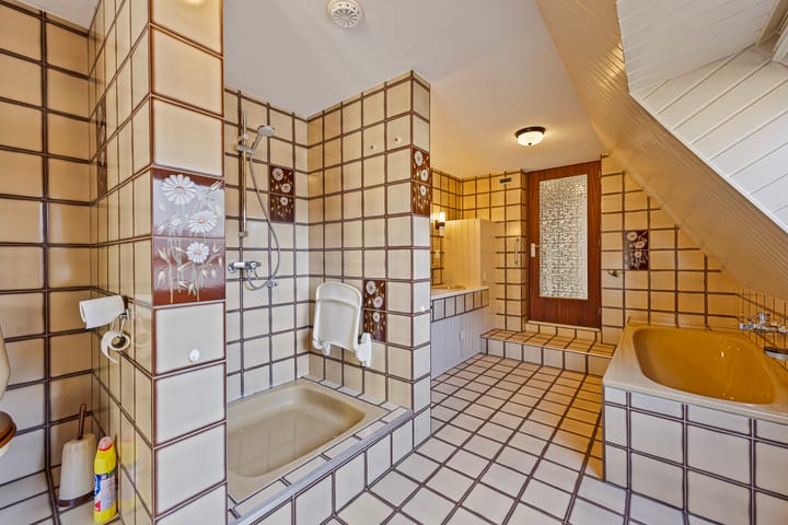 Photo 20 of Burgemeester Verheugtstraat 33