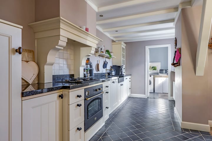 Foto 2 van Burgemeester Lewe van Aduardstraat 29