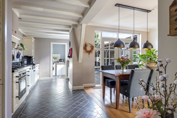 Foto 12 van Burgemeester Lewe van Aduardstraat 29