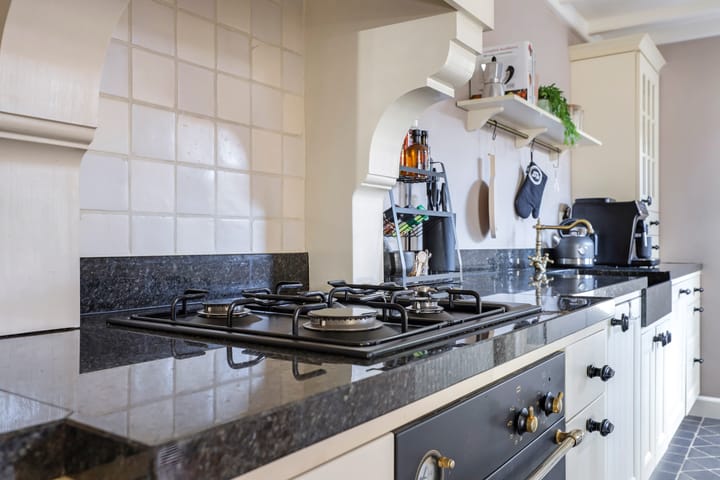 Foto 24 van Burgemeester Lewe van Aduardstraat 29