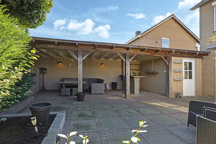 Foto 60 van Burgemeester Lewe van Aduardstraat 29