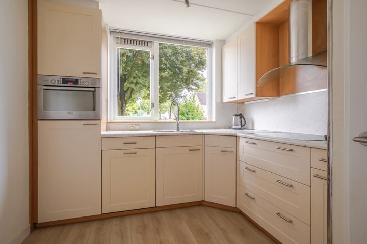 Foto 13 van van Heemskerckstraat 122