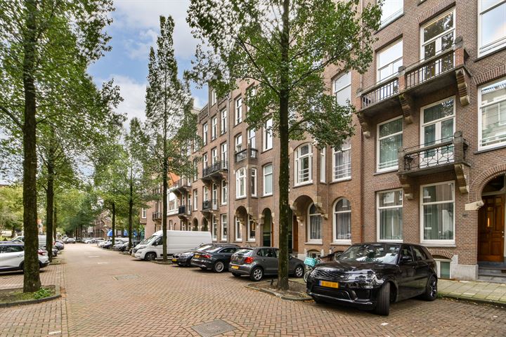 Bekijk foto 2 van Johannes Verhulststraat 157-H