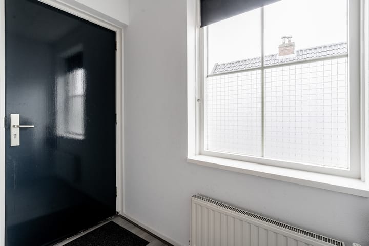 Foto 15 van Kanaalweg-West 66-B