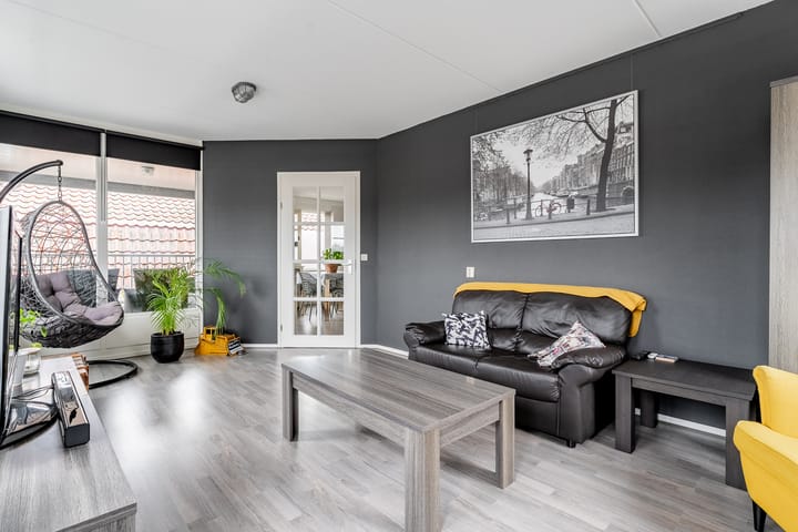 Foto 24 van Kanaalweg-West 66-B