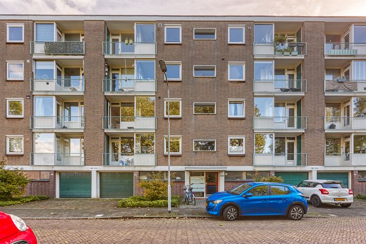 View photo 34 of van Leeuwenstraat 103