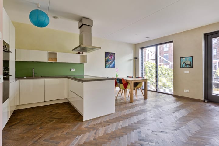 Foto 11 van Thalassa 19