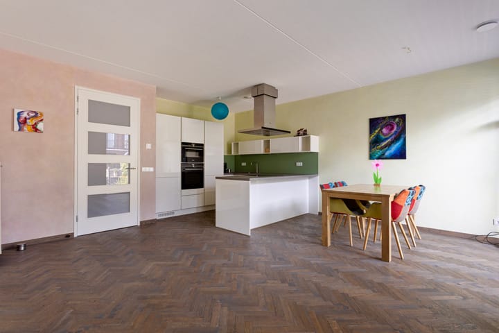 Foto 12 van Thalassa 19