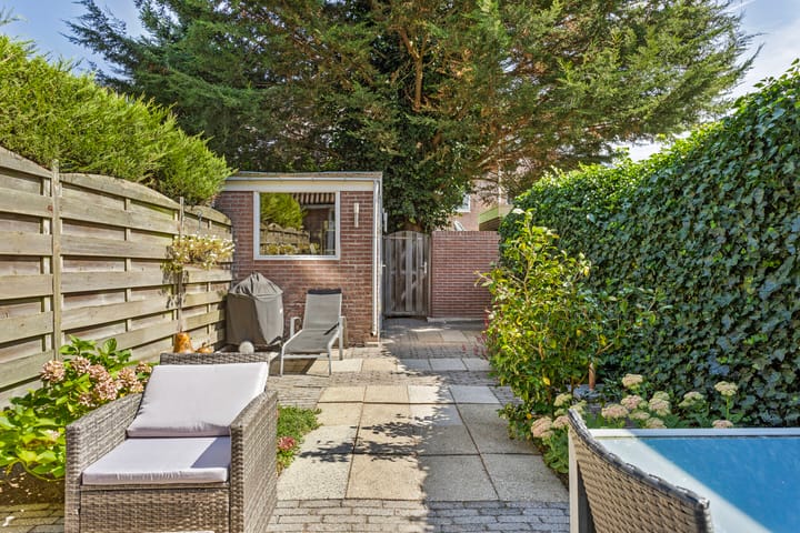 Foto 3 van Adriaan Roland Holststraat 74