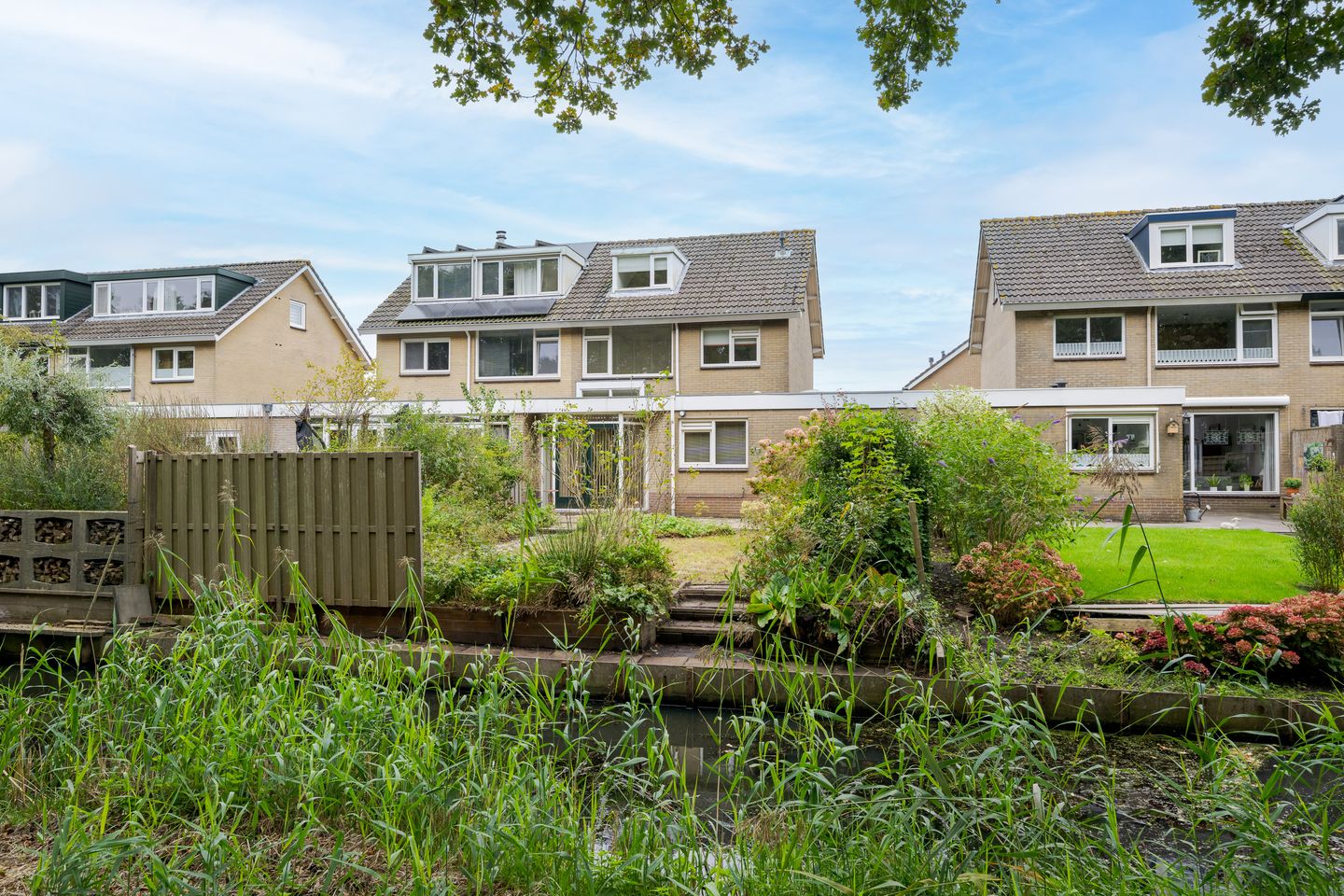 Foto 1 van Burgemeester van Outerenstraat 13