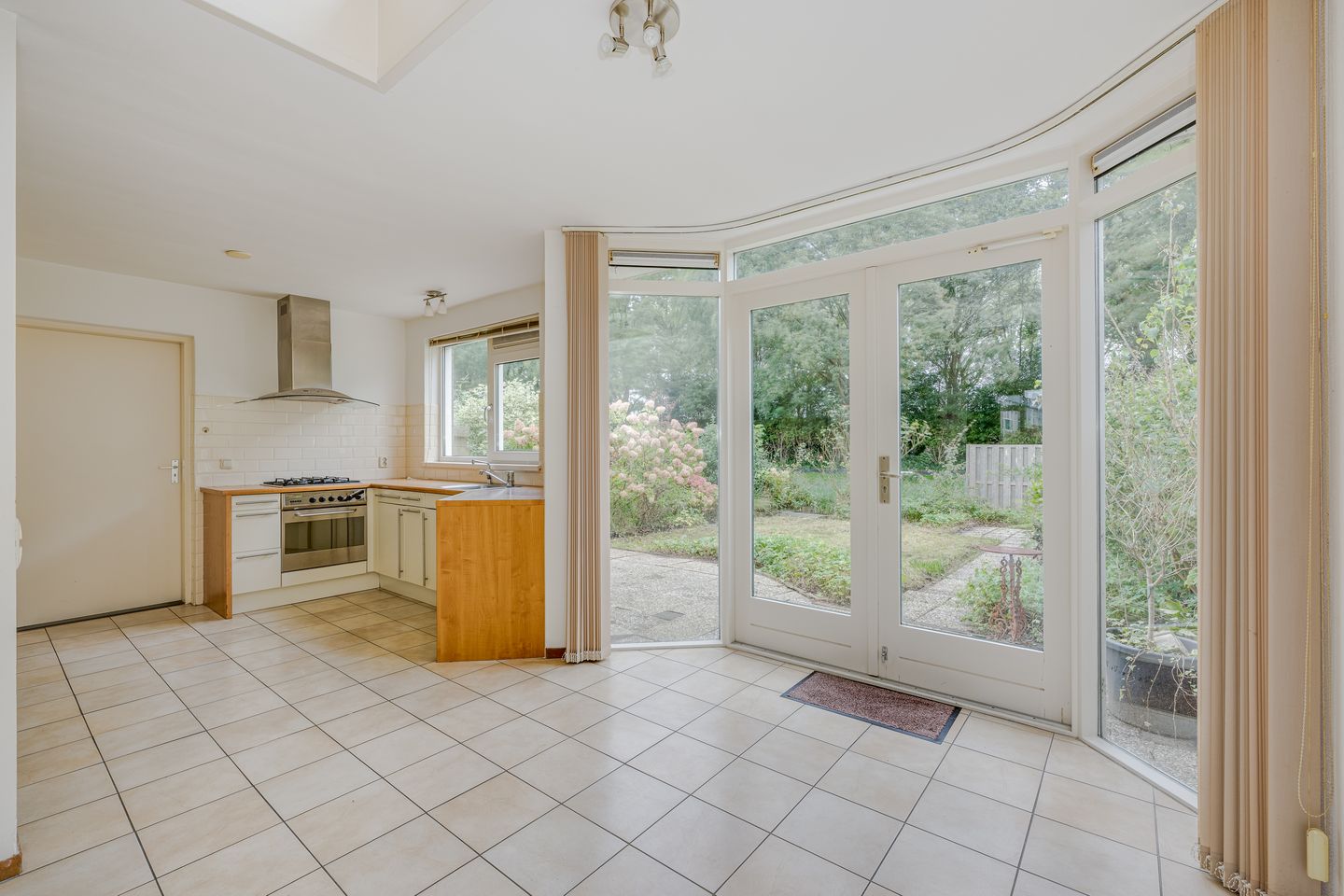 Foto 4 van Burgemeester van Outerenstraat 13