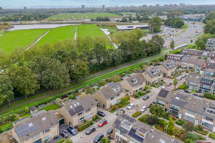 Foto 5 van Burgemeester van Outerenstraat 13