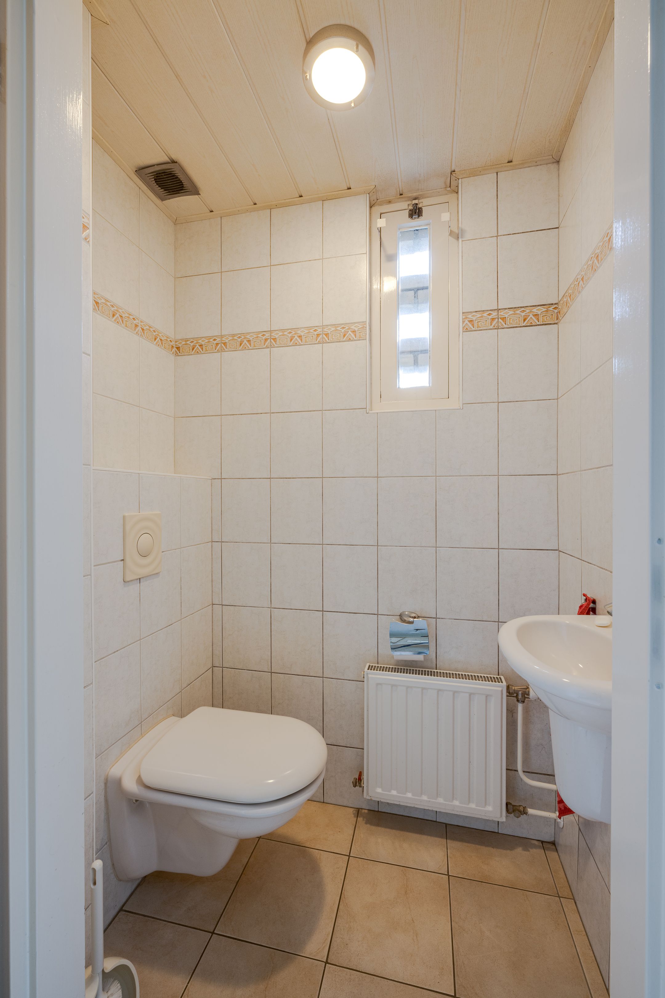 Foto 27 van Burgemeester van Outerenstraat 13