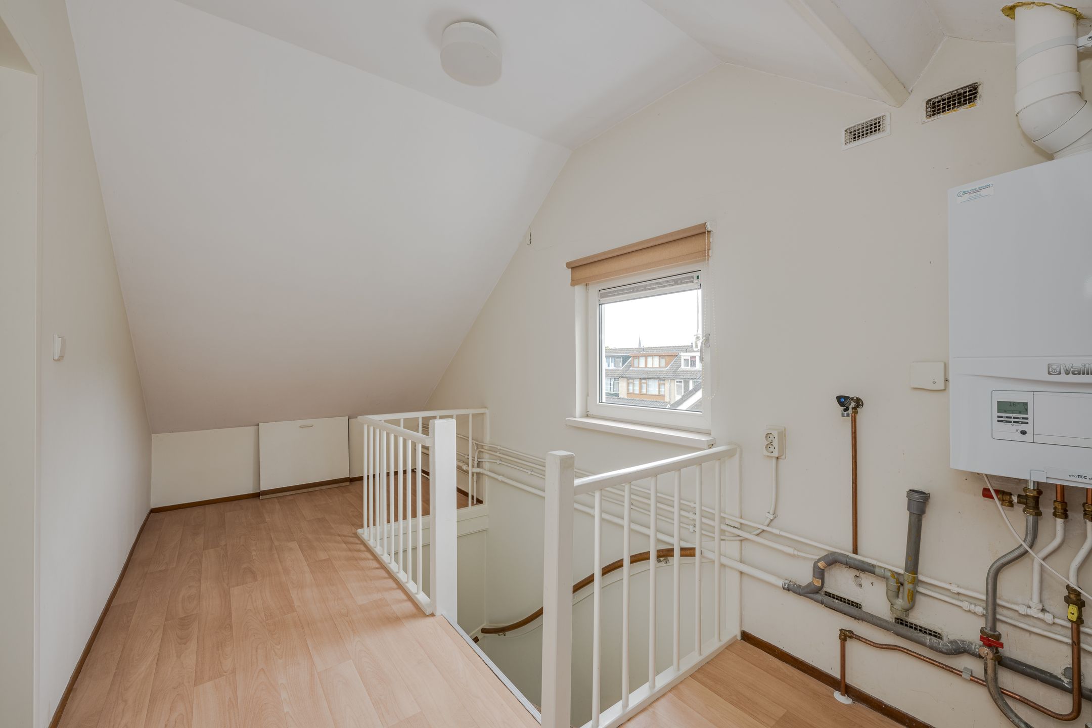 Foto 33 van Burgemeester van Outerenstraat 13