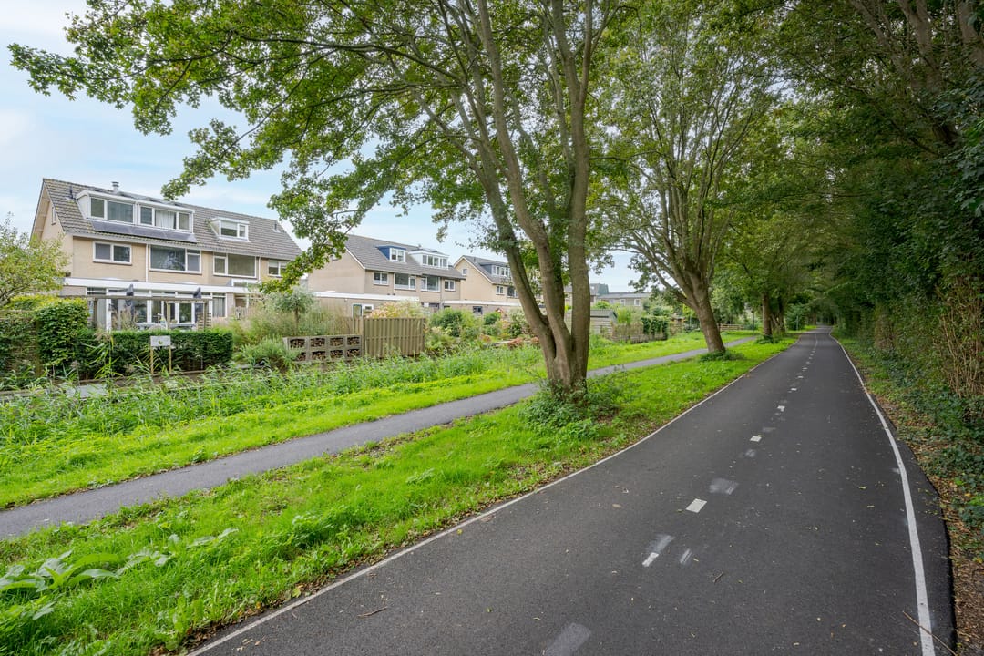 Foto 58 van Burgemeester van Outerenstraat 13