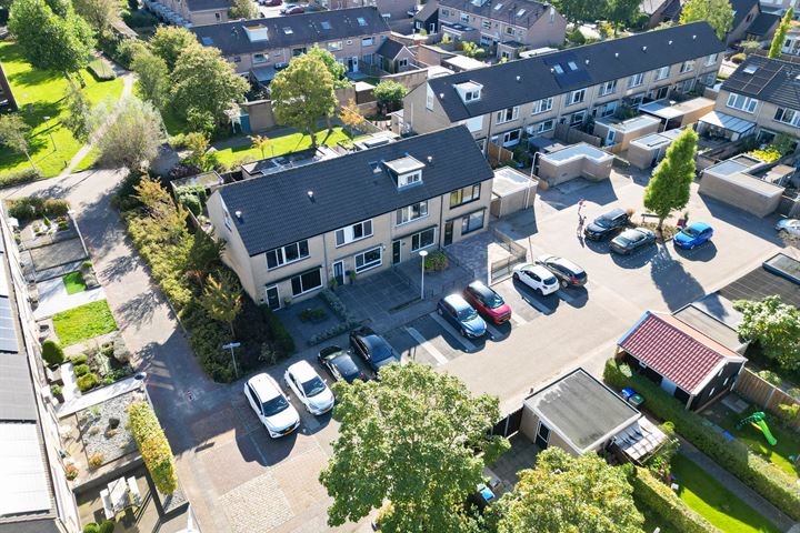 View photo 30 of Leeuwerikstraat 23