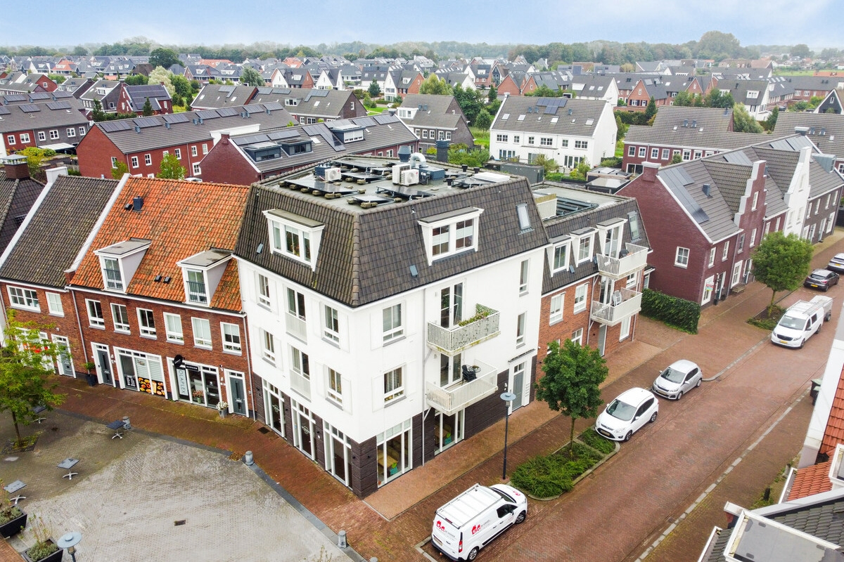 Bekijk foto 3 van Lekstraat 38