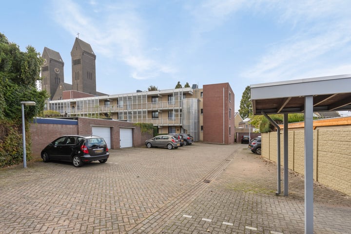 Bekijk foto 5 van Prins de Lignestraat 47