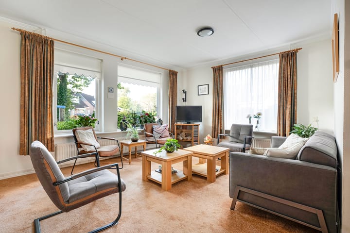 Foto 3 van Luchtenstein 14