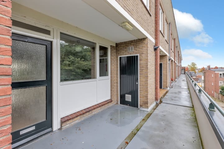 Foto 4 van Oldenzaalsestraat 228