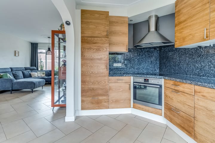 Photo 2 of Sandenburgstraat 32