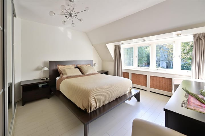 Foto 11 van Albertus Perkstraat 62