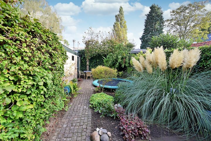 Foto 18 van Albertus Perkstraat 62