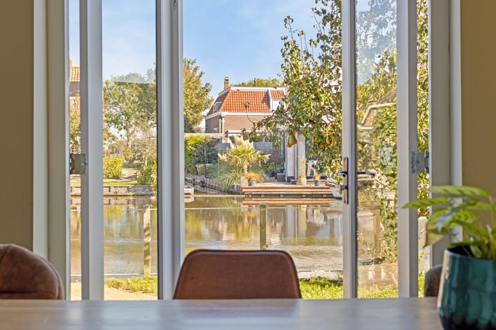 View photo 14 of Graaf Florisweg 4