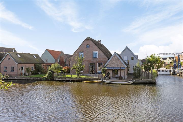 View photo 19 of Graaf Florisweg 4