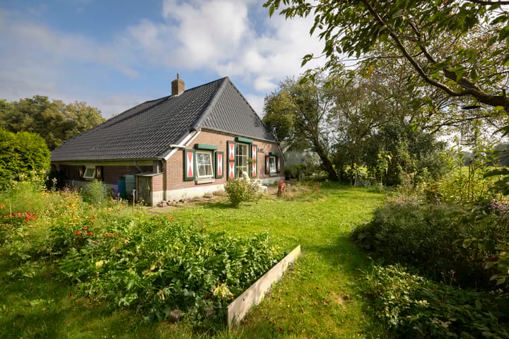 Foto 8 van Heetenseweg 15