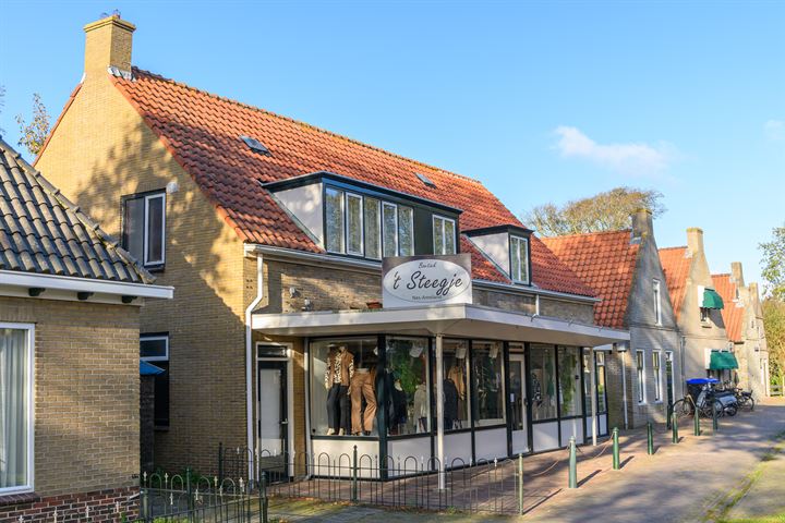 Burgemeester Bolomeijweg 1, Nes (Gem. Ameland)