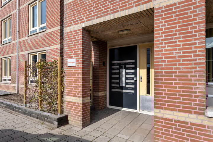 Foto 9 van Spoorstraat 5-C