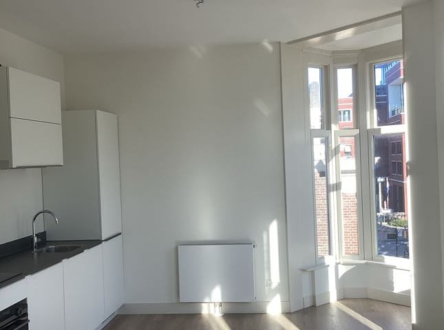 View photo 7 of Noordeinde 190-B